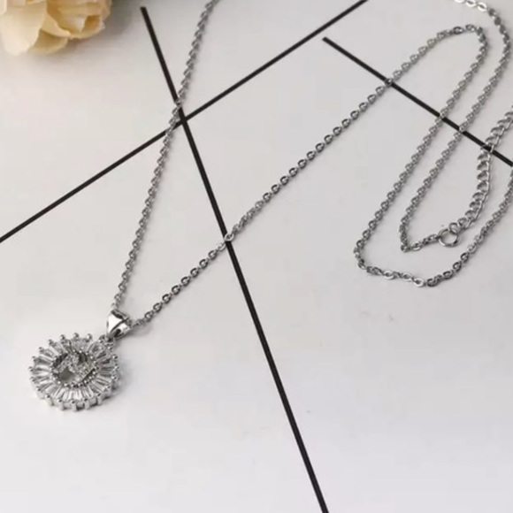 Silver Initial Crystal Pendant Necklace A-Z - Picture 6 of 7